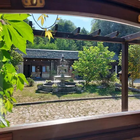 Feriegård Tamarynowa Osada - Kraina Udanego Wypoczynku Lowyn