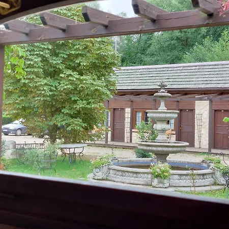 Κατάλυμα σε φάρμα Tamarynowa Osada - Kraina Udanego Wypoczynku Lowyn