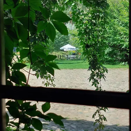 Tamarynowa Osada - Kraina Udanego Wypoczynku Farmház Lowyn