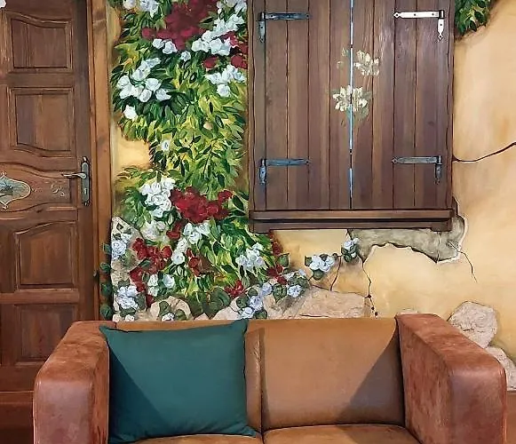 Tamarynowa Osada - Kraina Udanego Wypoczynku Κατάλυμα σε φάρμα Lowyn