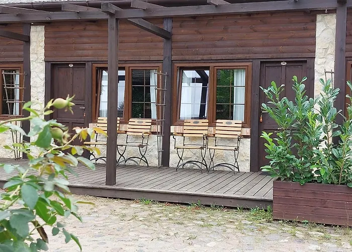 Farm stay Tamarynowa Osada - Kraina Udanego Wypoczynku Lowyn