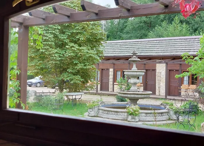 Farm stay Tamarynowa Osada - Kraina Udanego Wypoczynku Lowyn